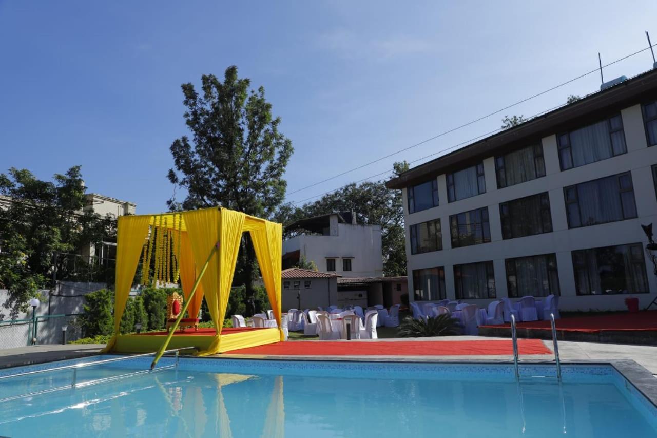 Royal Orbit Hotel Panchgani Exterior photo
