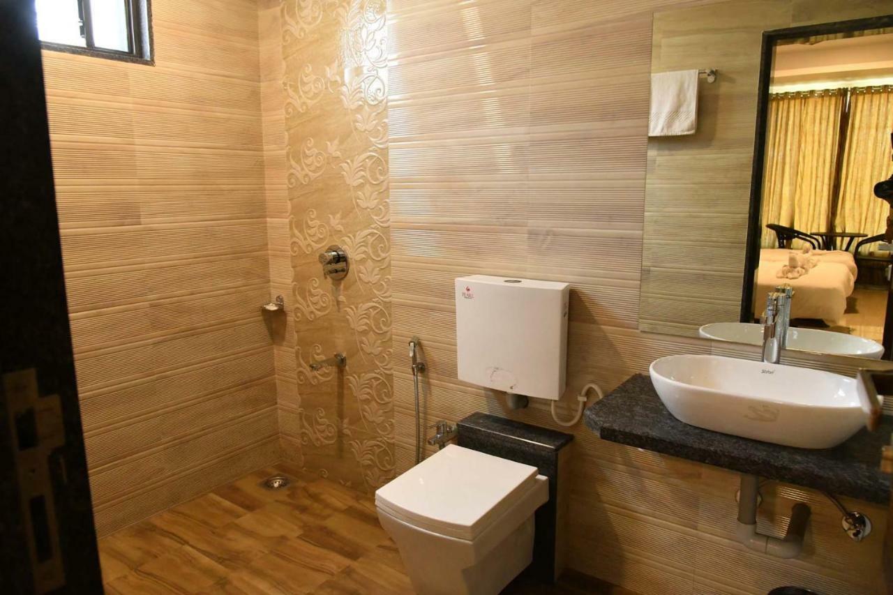 Royal Orbit Hotel Panchgani Exterior photo